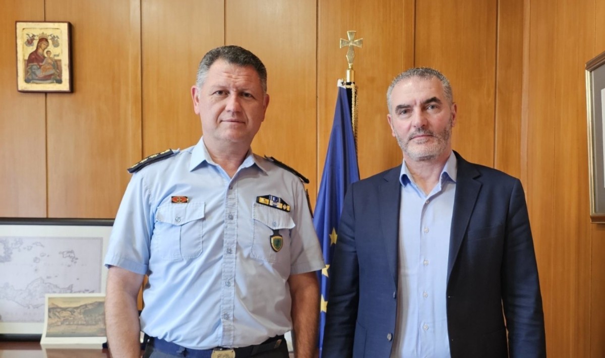 Επίσκεψη Χνάρη στην Αστυνομική Διεύθυνση Ρεθύμνου