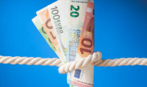 Αναδρομικά έως 13.500 ευρώ: Ποιοι συνταξιούχοι πληρώνονται – Το χρονοδιάγραμμα