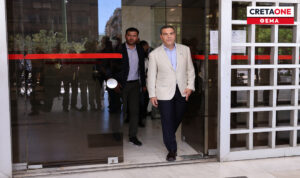 Οι γέφυρες με το ΠΑΣΟΚ, το «πάγωμα» των μεταγραφών και η Κρήτη…