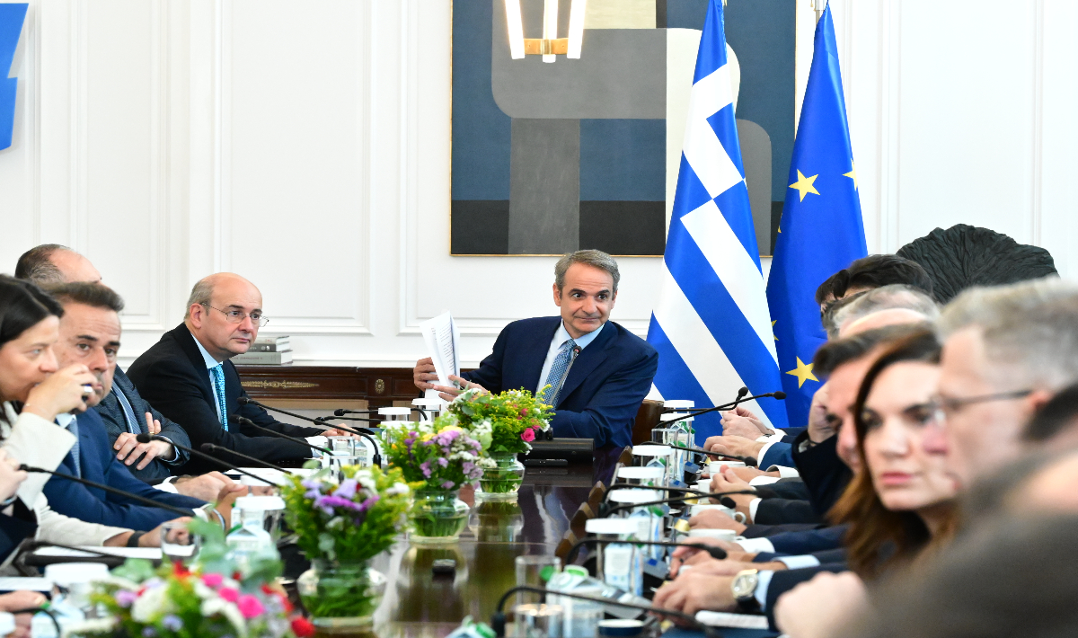 Υπουργικό Συμβούλιο: Απολογισμός εξαμήνου, Ταμείο Ανάκαμψης, αγροτικές πληρωμές – Τι συζητήθηκε