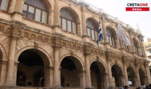 «Μου απάντησε Υπουργός, αλλά όχι ο δήμαρχος Ηρακλείου – Η Λότζια έχει γίνει Βατικανό»