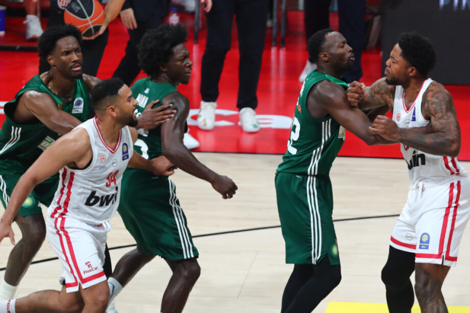 Basket League: Θερμό επεισόδιο Ναν - Τζόουνς, αποβλήθηκαν αμφότεροι