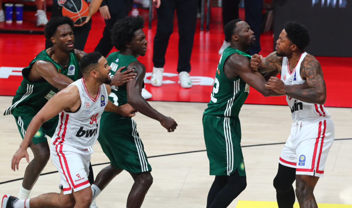 Basket League: Θερμό επεισόδιο Ναν – Τζόουνς, αποβλήθηκαν αμφότεροι