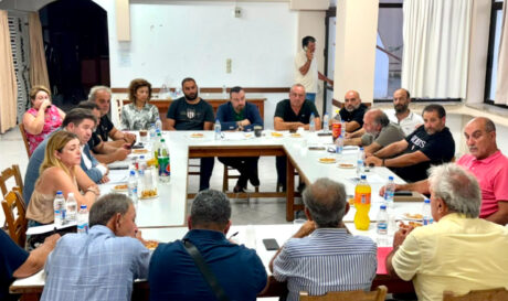 Παρασύρης Σταυράκια