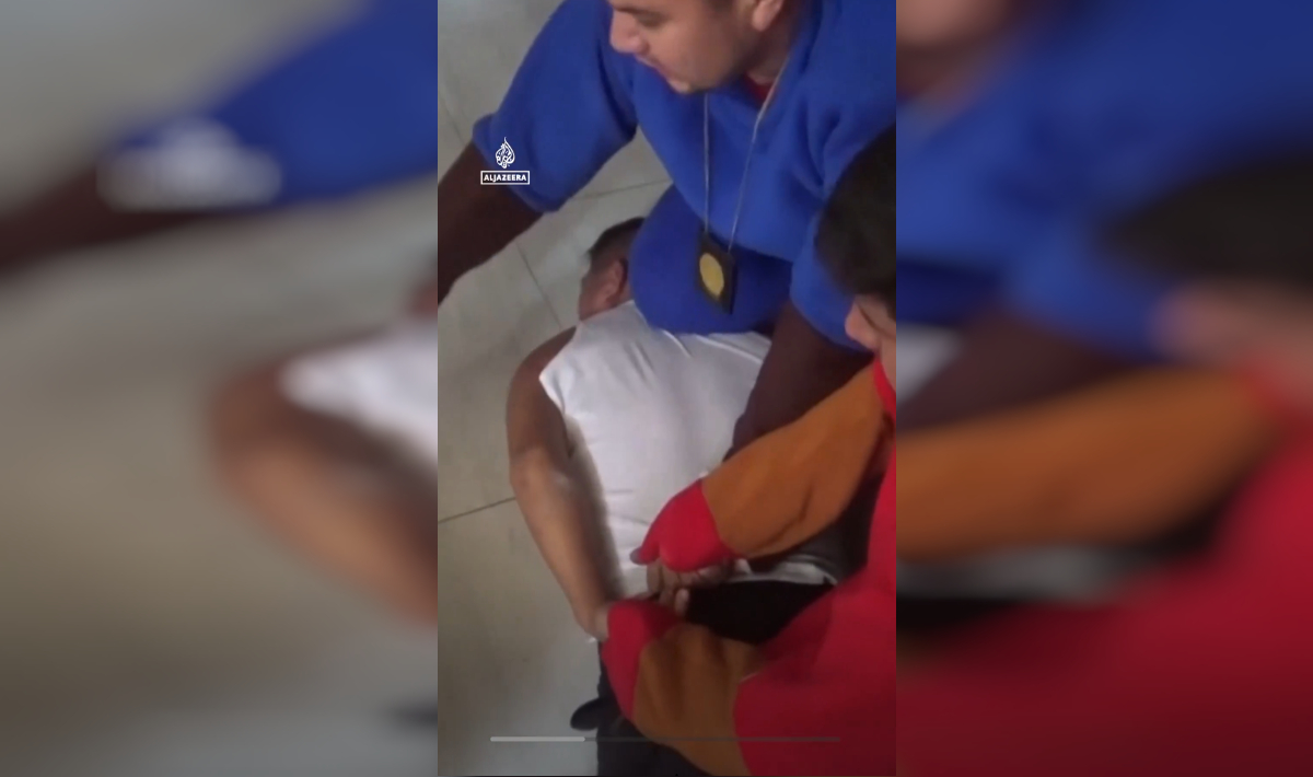 Περού: Αστυνομικοί υποδυόμενοι μασκότ του Μουντιάλ συνέλαβαν έμπορο ναρκωτικών (βίντεο)