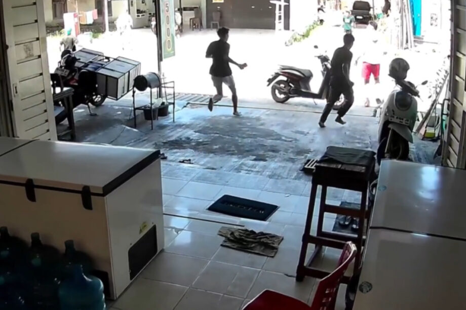 Ινδονησία: Ισχυρός σεισμός 6,7 Ρίχτερ! (βίντεο)