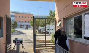 Μέτωπο αστυνομικών κατά δικηγόρων στο Ηράκλειο για τις συνθήκες στα κρατητήρια