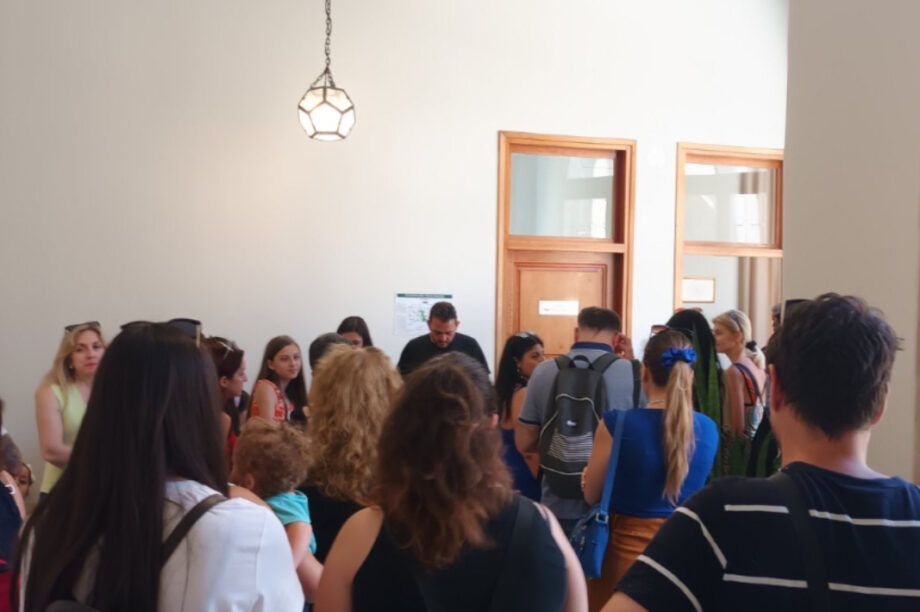 διαμαρτυρία για τα υπό έξωση νηπιαγωγεία