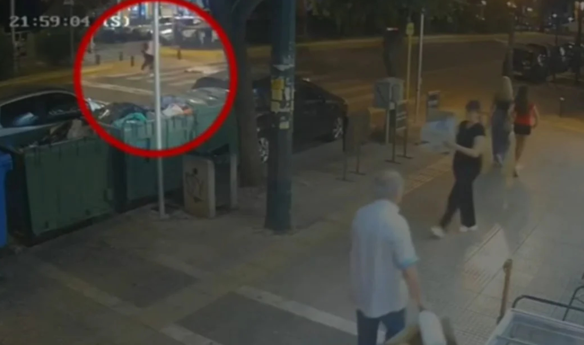 Καλλιθέα: Μαρτυρία για το θανατηφόρο τροχαίο στη Θησέως – «Έσκασε το σώμα του στο κράσπεδο και διαμελίστηκε»