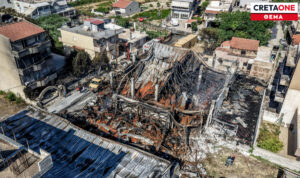 Συγκλονιστική μαρτυρία στο Cretaone για την μεγάλη φωτιά στο Ηράκλειο: «Μέσα σε λίγα λεπτά χάσαμε το σπίτι μας – “Ρε μαμά, στολίζαμε το σπίτι και τώρα το βλέπουμε έτσι”»