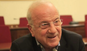 Νάσος Αθανασίου: «Πέθανε στην αγκαλιά μου, είχε έναν πολύ δύσκολο καρκίνο» αποκαλύπτει η σύζυγός του