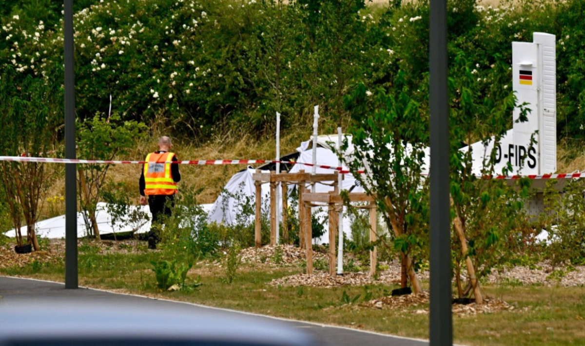 Γαλλία: 11 νεκροί από τη συντριβή αεροσκάφους που μετέφερε ομάδα αλεξιπτωτιστών στο Τομπλέν