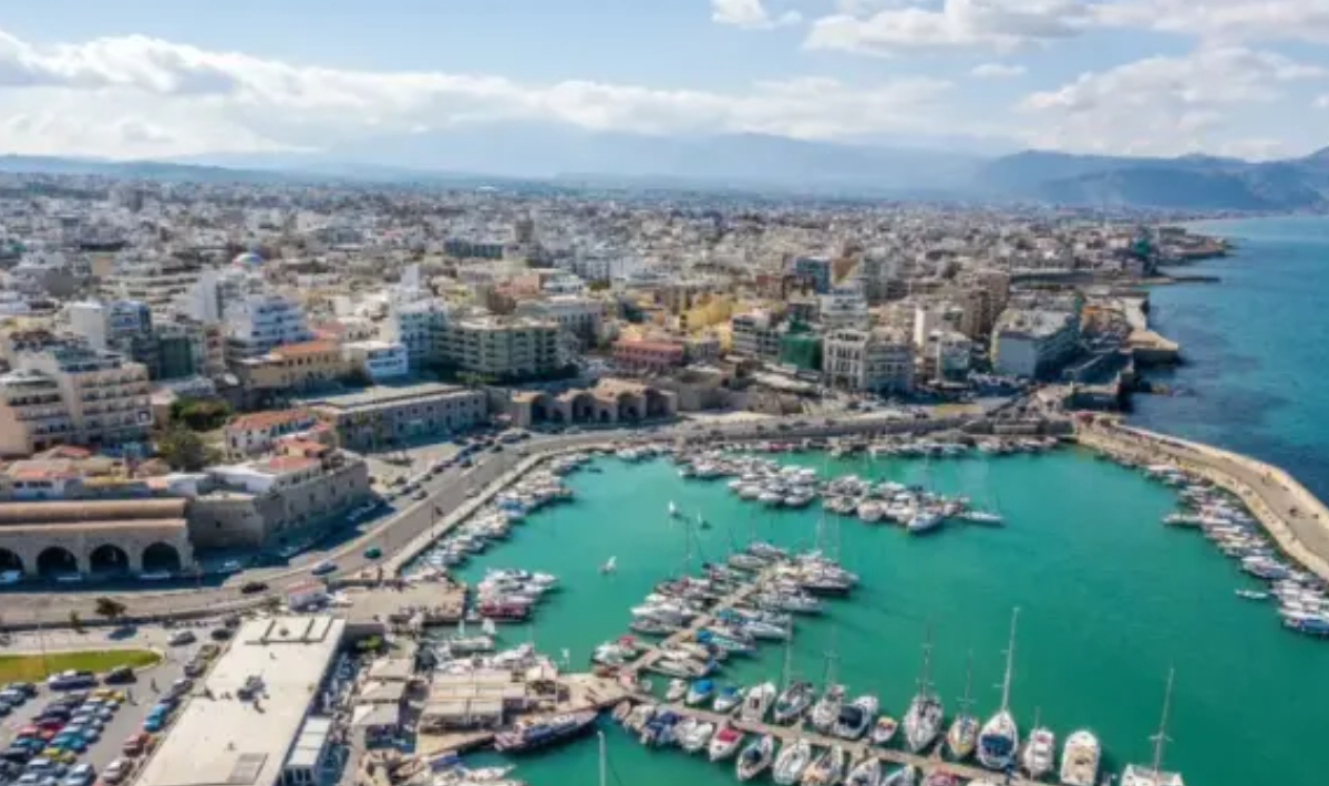 Παραίτηση με… παρασκήνιο;