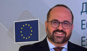 Ο Κρητικός που αποτελεί «σταθερή δύναμη» στο Υπουργείο Ναυτιλίας – Το έργο χωρίς φανφάρες και η αναβάθμιση του Μανώλη Κουτουλάκη