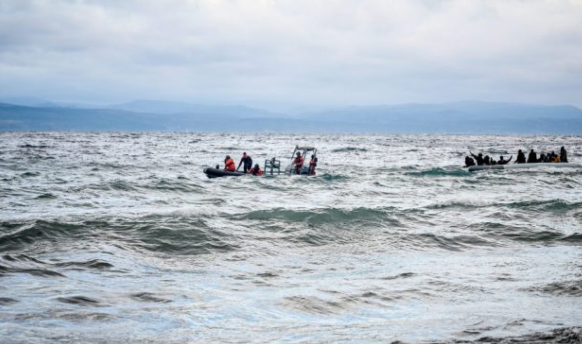Νέα βάρκα με μετανάστες σε παραλία νότια του Ηρακλείου