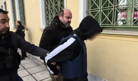 ΣΕΡΡΕΣ ΑΝΗΛΙΚΟΣ