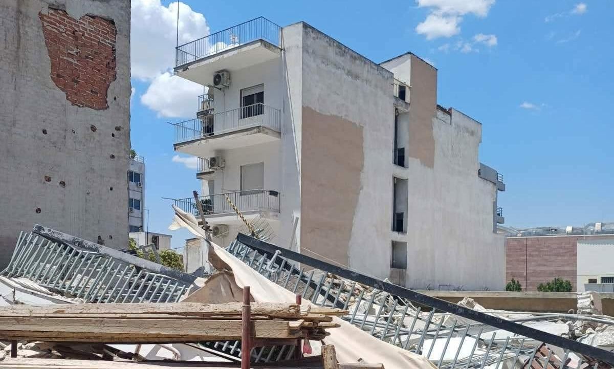 ΠΕΤΡΑΛΩΝΑ ΠΟΛΥΚΑΤΟΙΚΙΑ