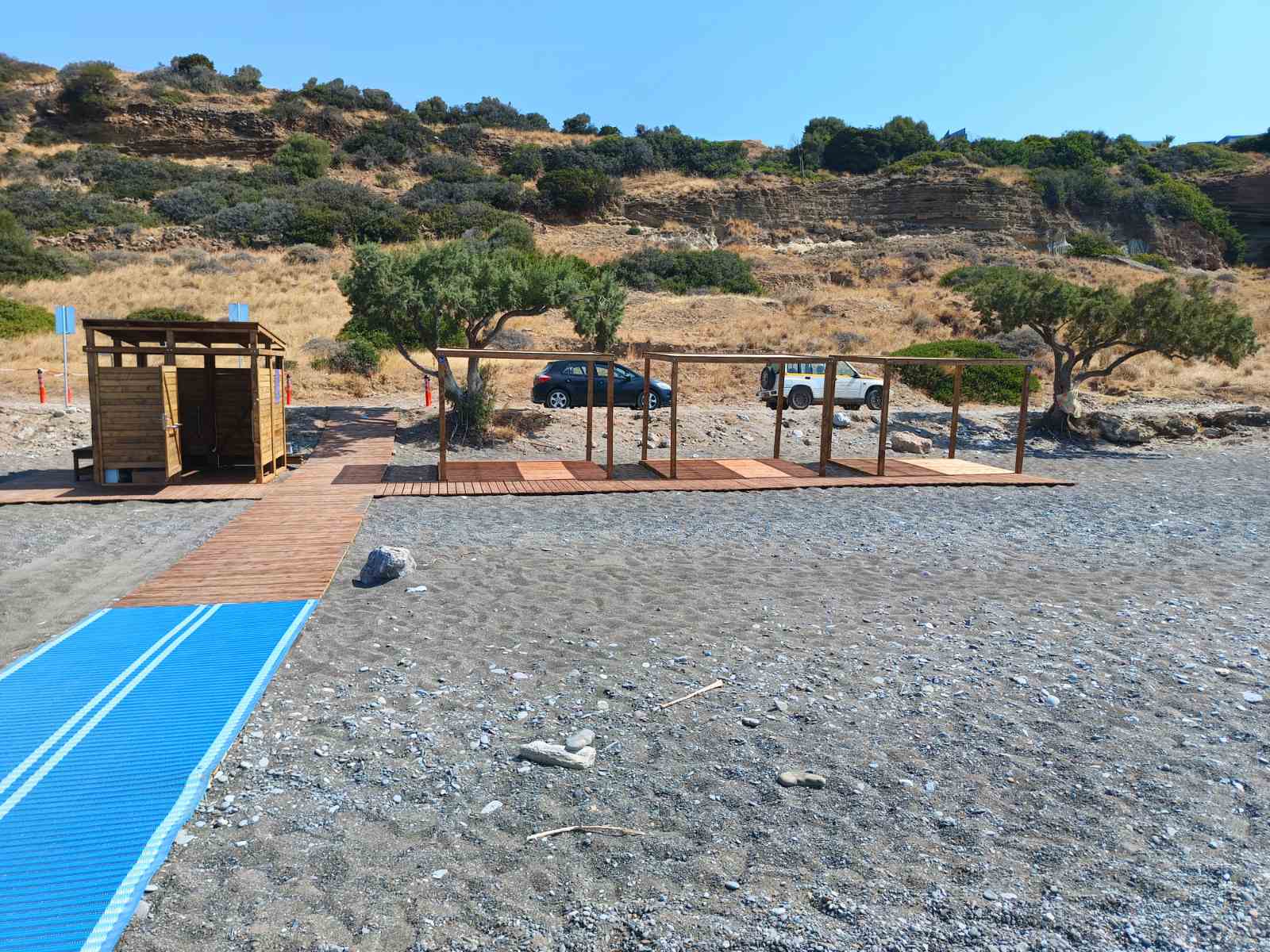 Σε λειτουργία η νέα ράμπα διευκόλυνσης πρόσβασης ΑμεΑ στην παραλία του Τσούτσουρα