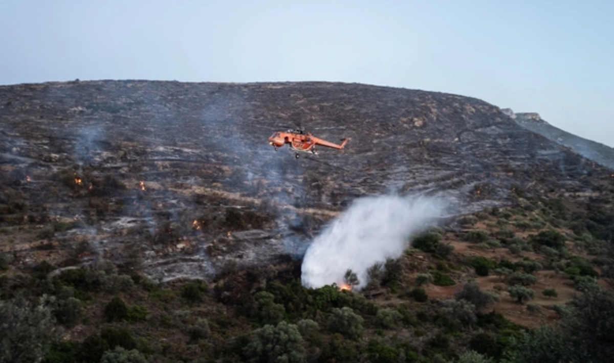 Δήμος Φαιστού: Μεγάλη μάχη με τις φλόγες στο Μορόνι- Ο συντονισμός των δυνάμεων περιόρισε την επέκταση της φωτιάς