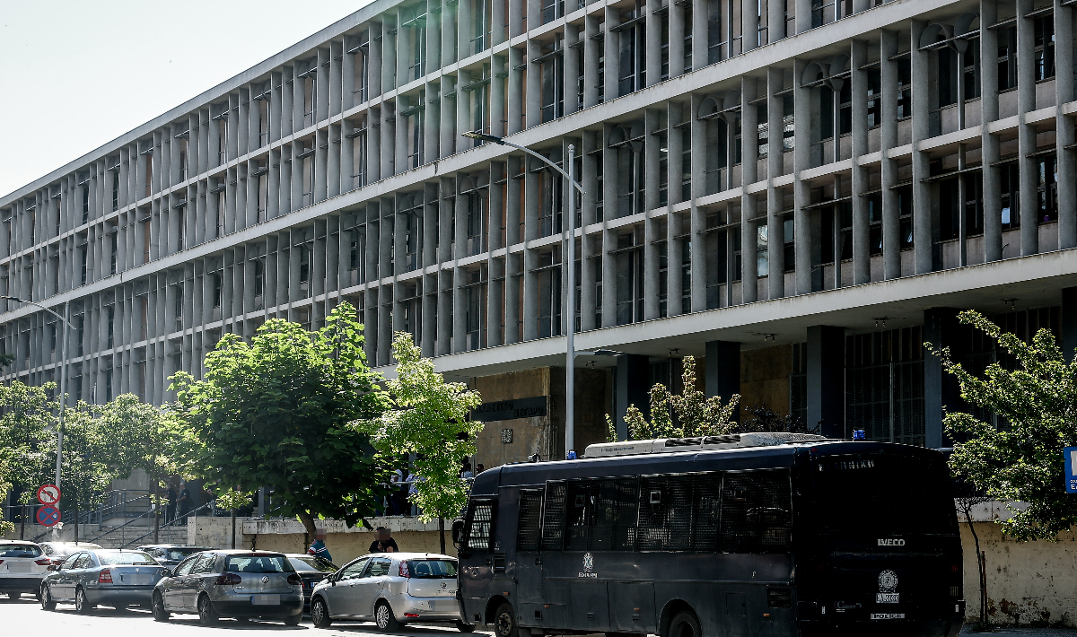 Το βίντεο που τους «πρόδωσε» – Στον εισαγγελέα οι κατηγορούμενοι για τον εμπρησμό στο σπίτι της οικογένειας Νέστορα