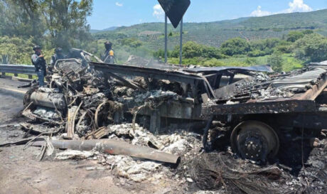 Μεξικό: Τρομακτική σύγκρουση φορτηγού με οχήματα, 10 νεκροί, ανάμεσά τους και 2 παιδιά (βίντεο-φωτογραφίες)