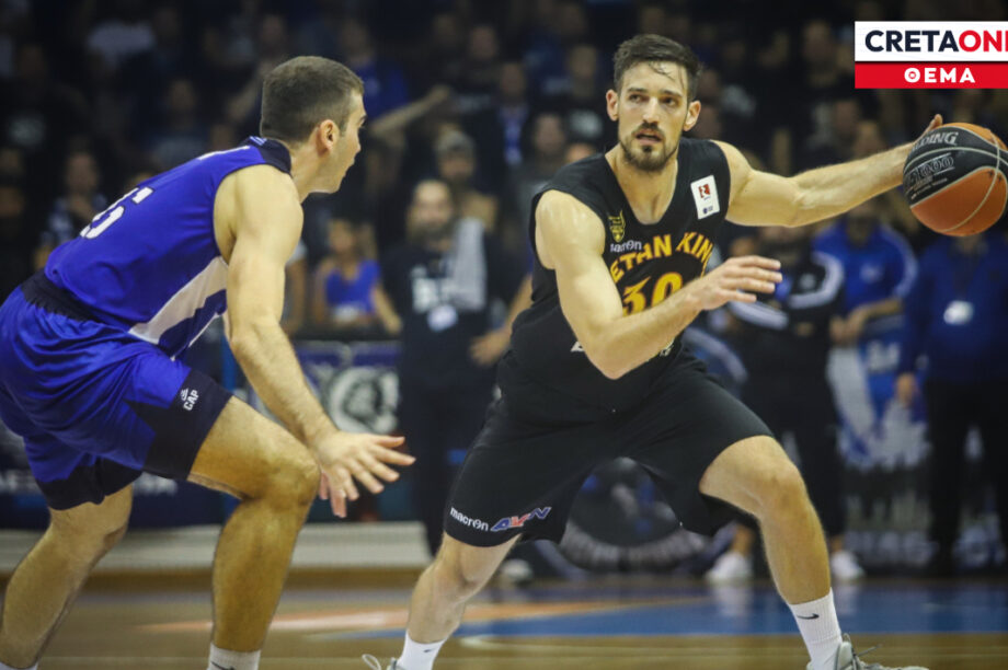 Κρις Ραζής στο CRETAONE 102,3