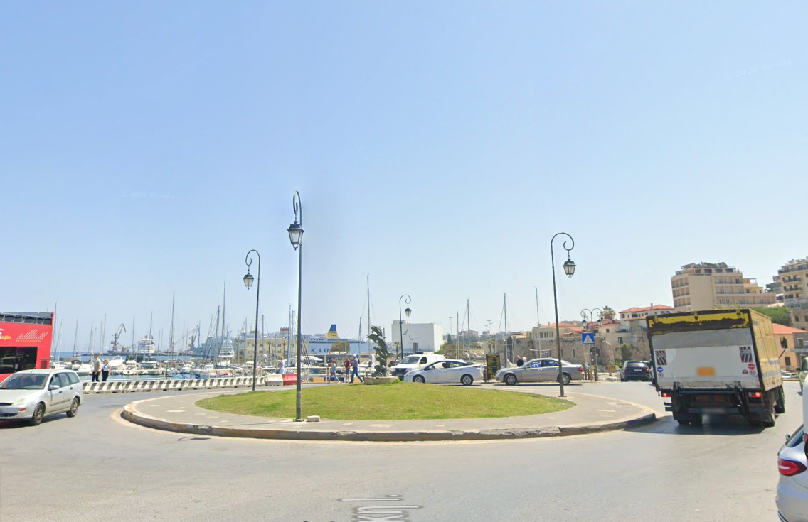 πλατεία 18 Άγγλων 