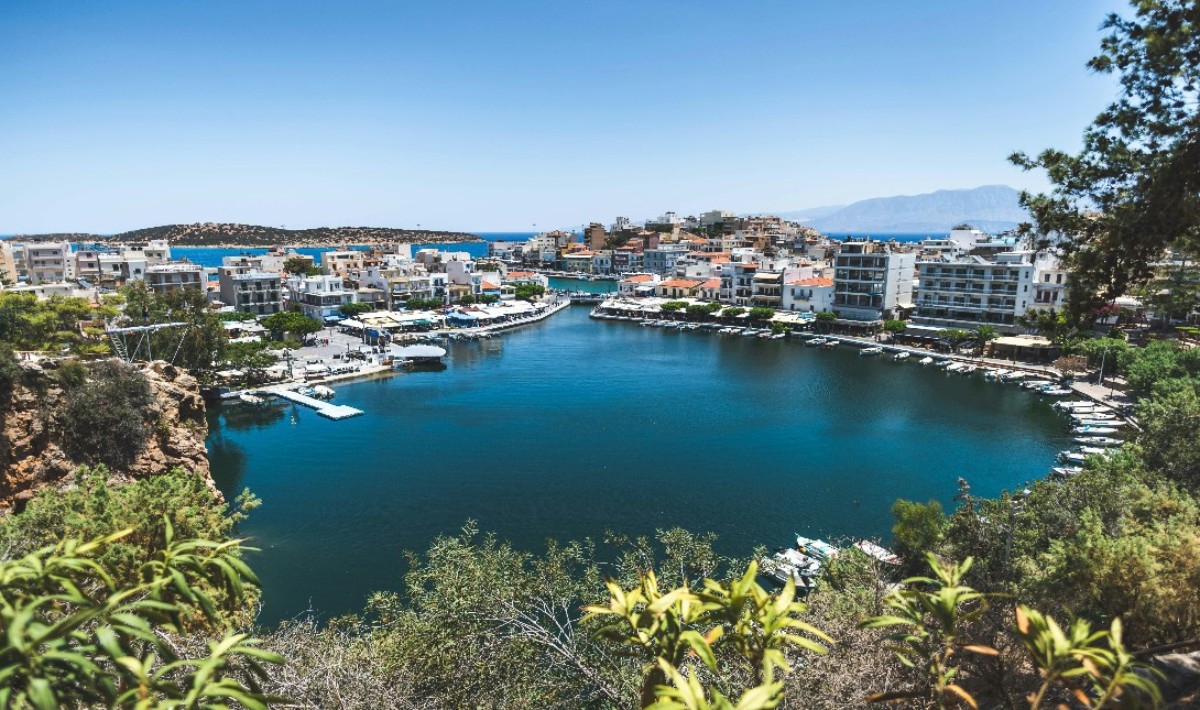 Κρήτη: Προσφορές και κρατήσεις της τελευταίας στιγμής «σφραγίζουν» τη φετινή σεζόν