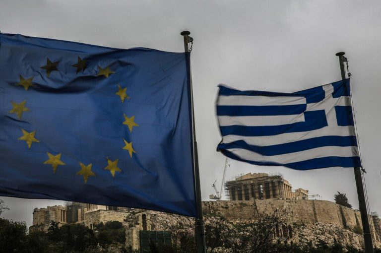 Χρέος Ευρωζώνης στο 88,9% του ΑΕΠ: Νέα υποχώρηση για την Ελλάδα, που διατηρεί την πρωτιά στην ΕΕ