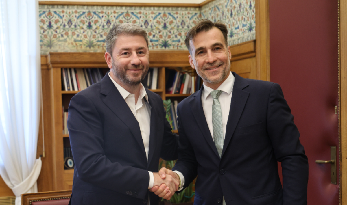 Ανδρουλάκης για Χουρδάκη: «Ενώνουμε τις δυνάμεις μας για την πολιτική αλλαγή»