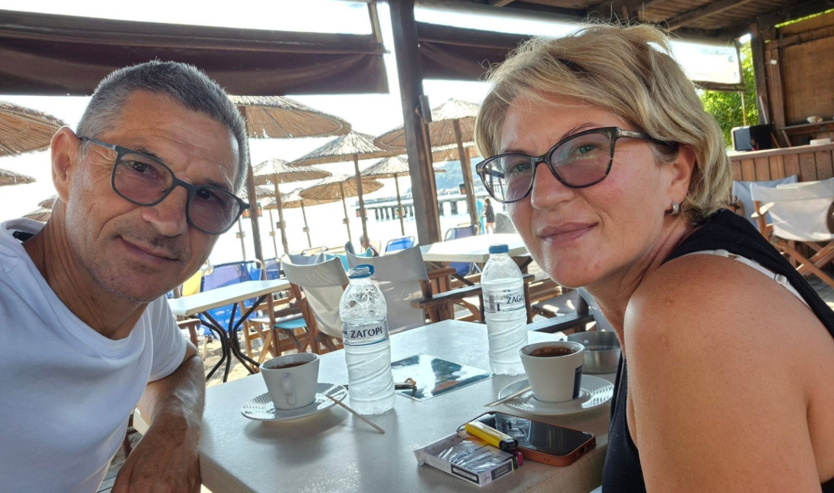 Ryanair: Αυτός είναι ο επιβάτης που σφηνώθηκε στο σπασμένο παράθυρο του αεροπλάνου