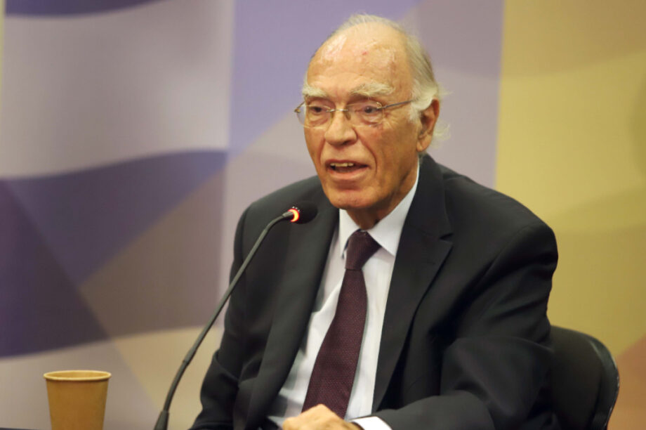 Βασίλης Λεβέντης