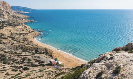 Κόκκινη Άμμος στα Μάταλα