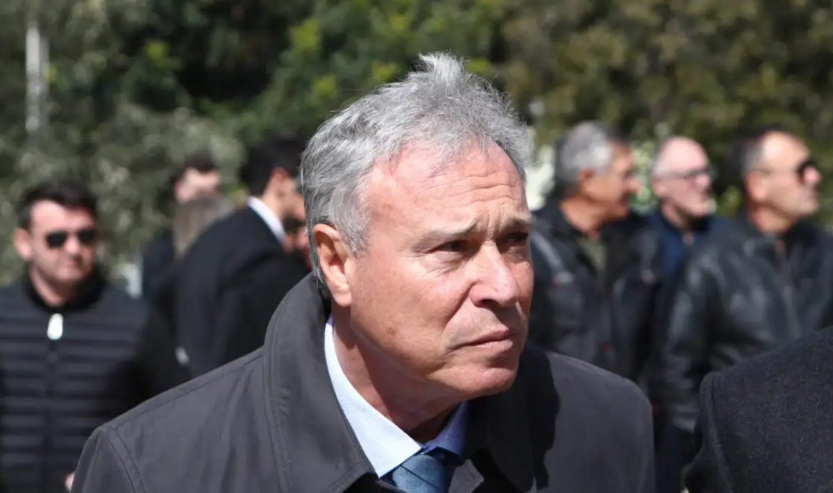 Γιάννης Σγουρός