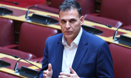 Γιώργος Καραμέρος