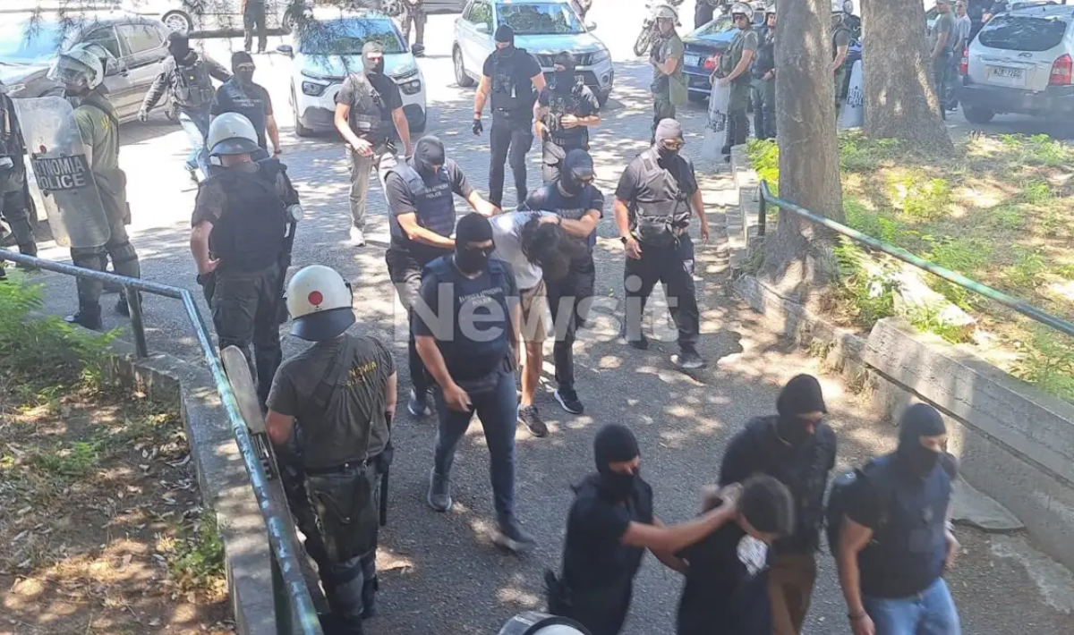 Θεσσαλονίκη: «Κλειδί» το κινητό τηλέφωνο του 29χρονου – Το λάθος με τις κουκούλες μετά την επίθεση στη Βάγια Νέστορα