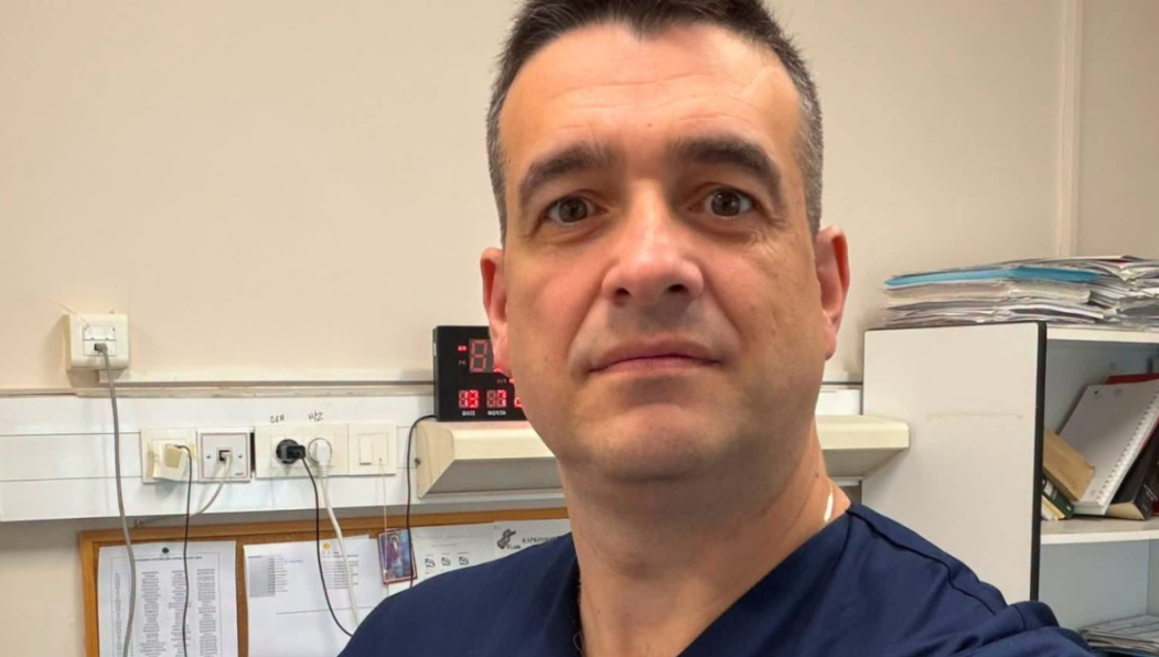 Καστοριά: «Δώσαμε τη δυσκολότερη μάχη απέναντι στον χρόνο»-Πώς έσωσαν τον 4χρονο που έπεσε σε πισίνα