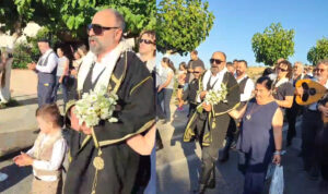 Τρικούβερτο γλέντι στα Ανώγεια – Ένας γάμος «βγαλμένος» από την παλιά κρητική κουλτούρα