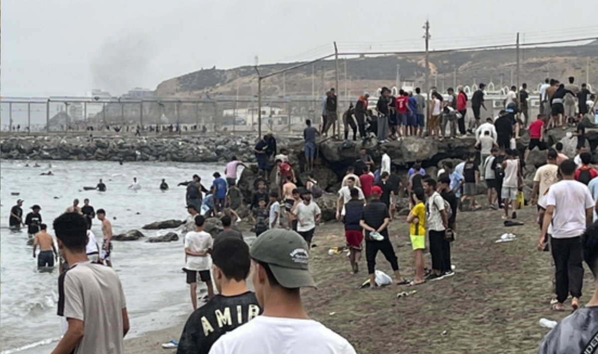 Ισπανία: Περισσότεροι από 37.500 μετανάστες επέστρεψαν στο Μαρόκο από τη Θέουτα