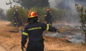 Φωτιά στο Ρέθυμνο: Ανοίγει το κλειστό γυμναστήριο Μοιρών για τους κατοίκους που απομακρύνονται από την Αγία Γαλήνη