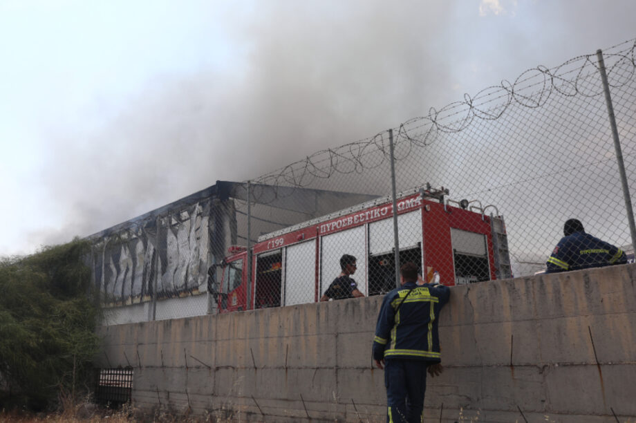 ΦΩΤΙΑ ΑΣΠΡΟΠΥΡΓΟΣ ΠΥΡΟΣΒΕΣΤΙΚΗ