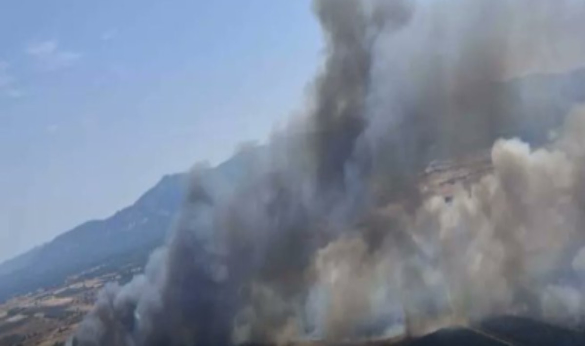Μεγάλη πυρκαγιά στην Όλμπια της Σαρδηνίας