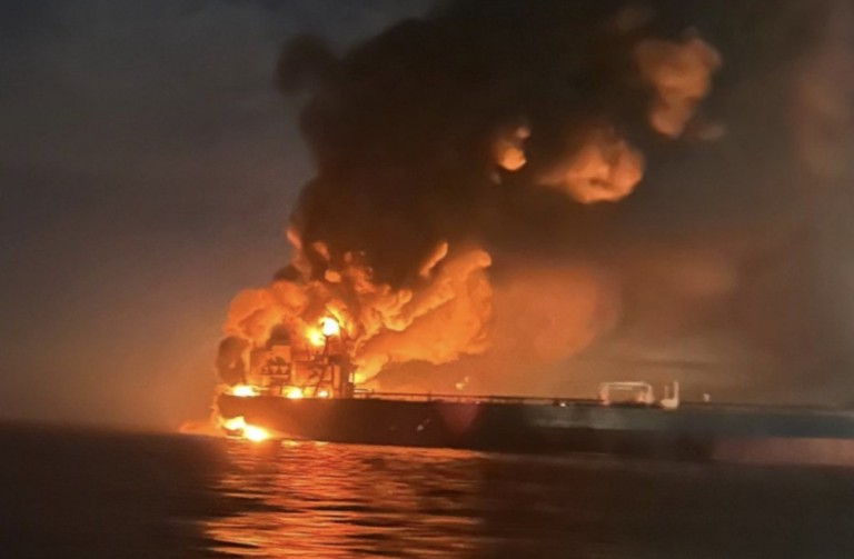 Ουκρανικό σφυροκόπημα στη Θάλασσα του Αζόφ: 21 ρωσικά πλοία χτυπήθηκαν από drones – Ένας νεκρός