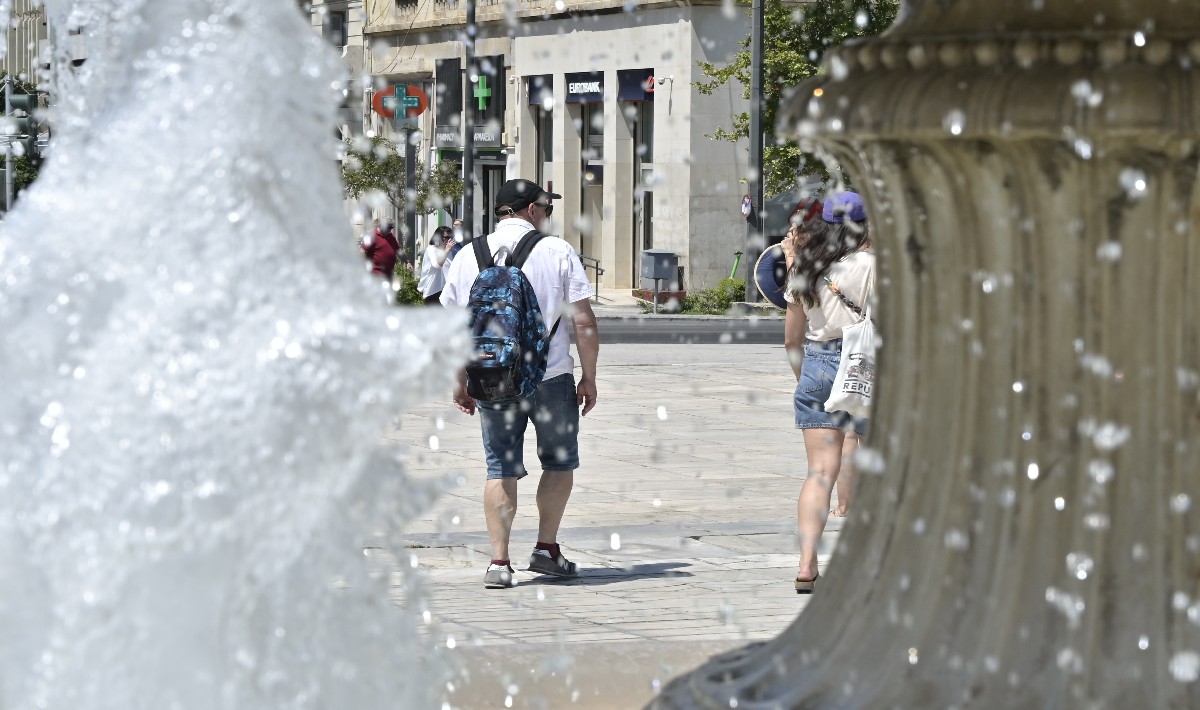 Νέα θερμή εισβολή προ των πυλών – Πού θα χτυπήσει ο υδράργυρος 40 βαθμούς