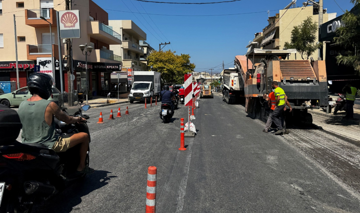 Δήμος Ηρακλείου: Σε πλήρη εξέλιξη ασφαλτοστρώσεις, οδικά έργα και συντηρήσεις πρασίνου και οδοφωτισμού (φωτο)