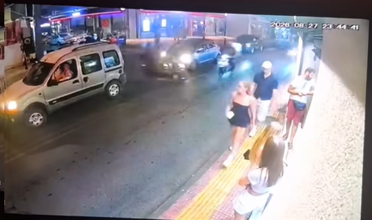 Τροχαίο ατύχημα με σύγκρουση δύο δικύκλων το βράδυ της Πέμπτης στην Χερσόνησο – Δείτε βίντεο από την σύγκρουση