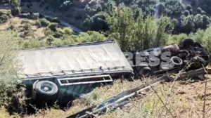 Θανατηφόρο τροχαίο στη Σπάρτη: Φορτηγό έπεσε σε γκρεμό – Νεκρός ο 48χρονος οδηγός, τραυματισμένος ο συνοδηγός