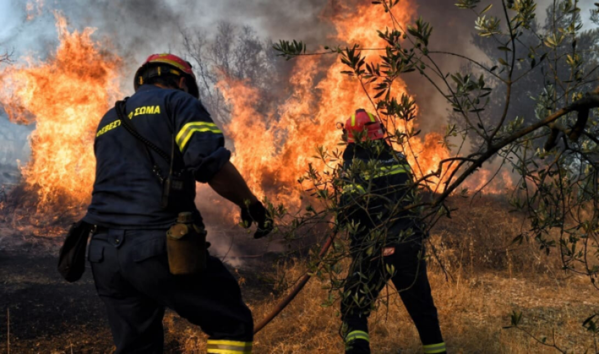 Πολύ υψηλός κίνδυνος πυρκαγιάς αύριο Σάββατο 8/8 σε όλη την Κρήτη