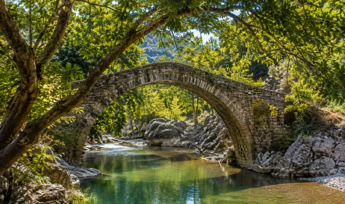 Τα πέτρινα γεφύρια της Κρήτης που κρύβουν ιστορίες αιώνων