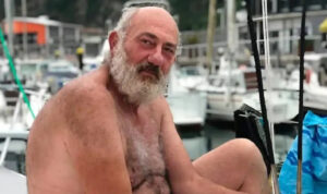 Θρίλερ στο Ιόνιο: «Η σύζυγός του ήταν σοκαρισμένη» λέει ο άνδρας που εντόπισε το σκάφος του αγνοούμενου Ισπανού επιχειρηματία